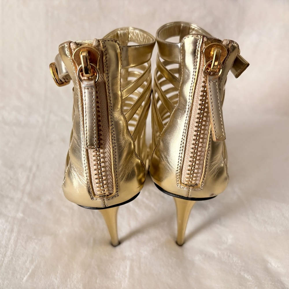 🤩Giuseppe Zanotti Metallic Gold Strappy Cage Heels - Picture 4 of 10